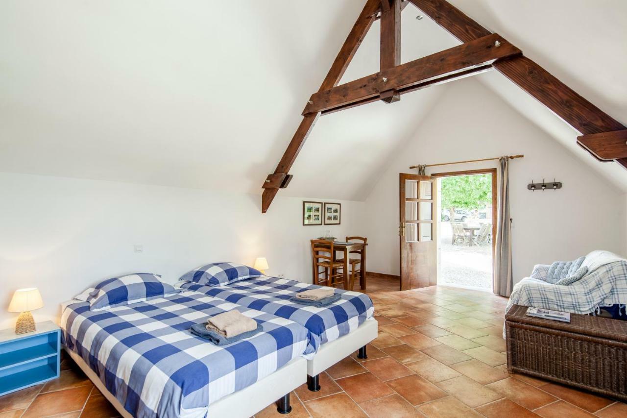 Chambres Et Table D'Hotes La Panacee Cuzance 외부 사진