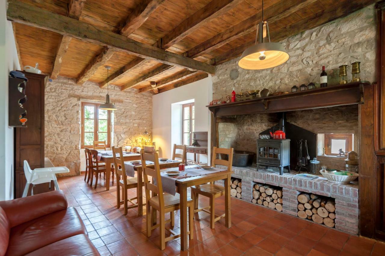 Chambres Et Table D'Hotes La Panacee Cuzance 외부 사진